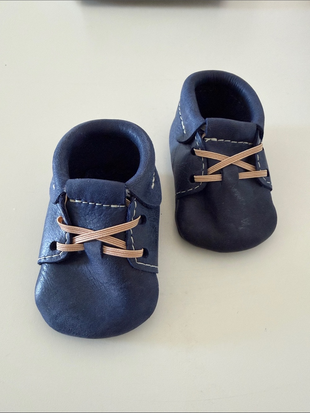 NWT Freshly Picked Navy Leather Oxford Baby Moccasins with Tan Laces size 1